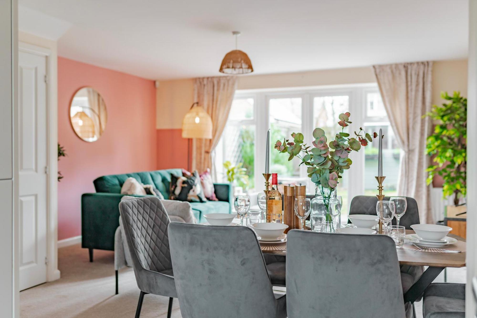 Holiday home Stylish & Spacious 3bed With Fast Wifi & Private Parking Cambourne