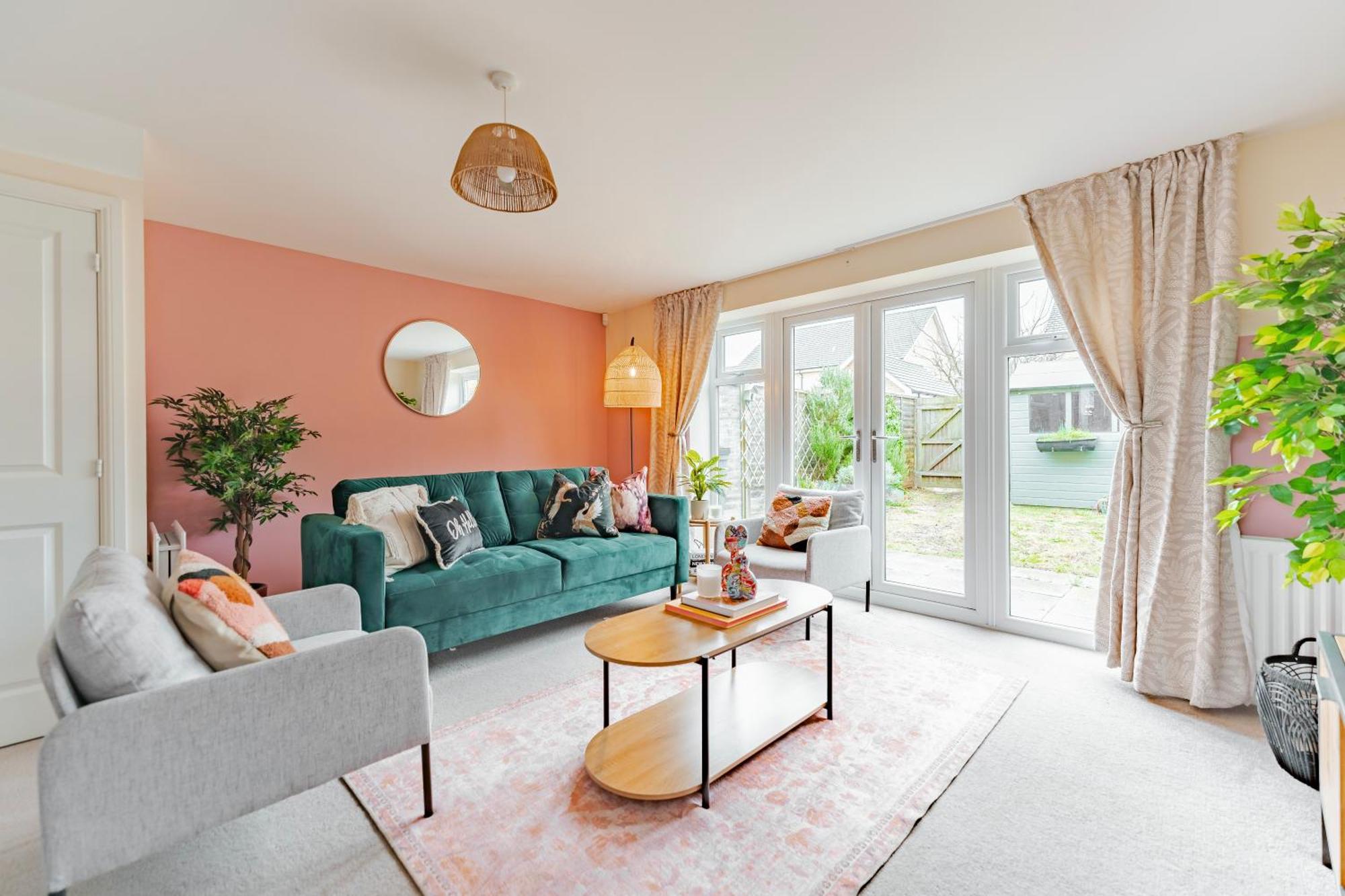 Stylish & Spacious 3bed With Fast Wifi & Private Parking Cambourne